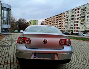 Volkswagen Passat 2.0 tdi Highline DSG +F1Riadenie R.V.2008. - 5