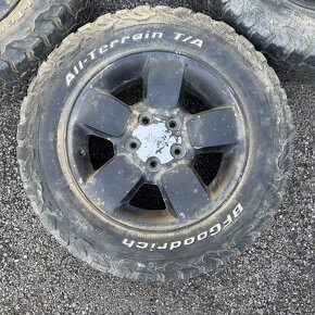 245/65 r17 BFGoodrich All Terrain KO2 - 5