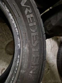 Zimne pneu 235/55r17 - 5