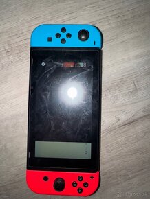 Nintendo Switch + NFS hra - 5