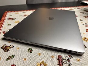 Na predaj: MacBook Pro 15" (2016) - 5