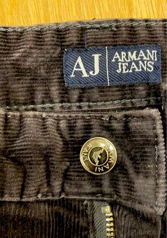 Armani dámske čierne jeans menčestrové, málo nosené - 5