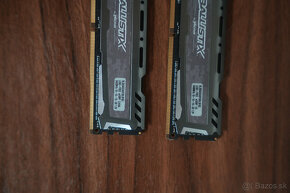 HyperX 32GB DDR4, Crucial BALLISTIX 12GB DDR4 - 5