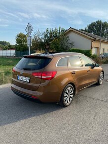 Predám KIA Ceed SW Platinum 1,6 CRDi AT - 5