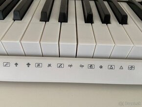 Nové Casio keyboard s mikrofónom - 5