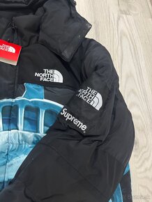 The North Face x Supreme bunda - 5