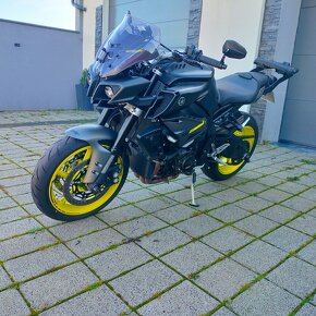 Yamaha MT-10 - 5