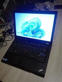 Lenovo i3 4 x 2,4 GHz. SSD 128GB. 14 HD+. Nová baterka. - 5