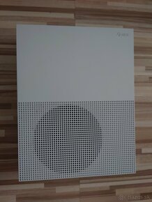 XBOX ONE S 1TB + 2x Ovládač + 7 hier - 5