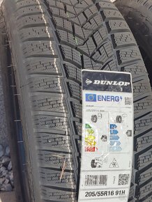 Zimne 205/55 R16 Dunlop wintersport5 - 5