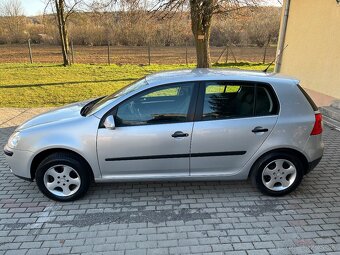 Volkswagen Golf 5 1.6 Benzin + LPG = 75kW, rv 2009 = - 5