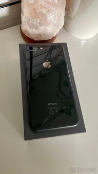 Apple Iphone 8Plus - 5