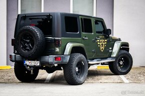 Jeep Wrangler SAHARA 2.8 A/T - 5