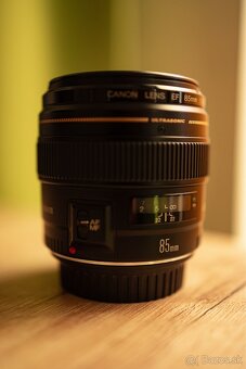 Canon EF 85mm 1.8 Ultrasonic - 5