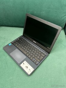 Asus X205TA EeeBook - 5