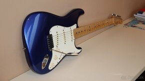 Fender American Standard Stratocaster 2013 - Mystic Blue - 5