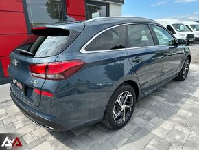 Hyundai i30 CW 1.6 CRDi Family, v Záruke, Pôvodný lak, SR - 5