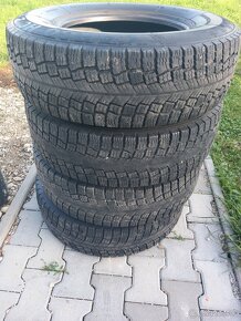 Zimne pneu.225/75r16C - 5