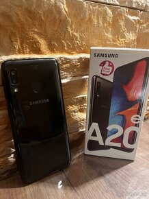 Samsung Galaxy A20e - 5