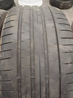 275/35 R22 Pirelli - 5