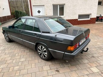 Mercedes 190E 2,0 benzin r.v:1988 - 5