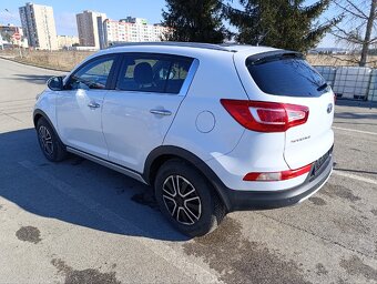 Kia Sportage 1.6 - 5