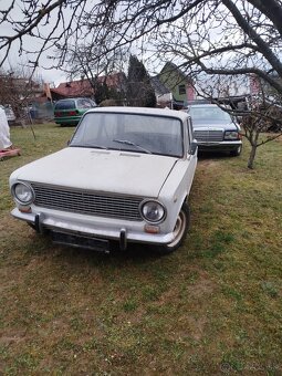 Predám dve auta Lada 2101 - 5