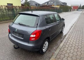 Škoda Fabia II 1,2i , serviska , 1 Majitel benzín manuál - 5