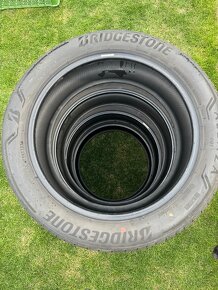 Lente pnenumatiky Bridgestone Alenza - 235/50 R20 100w - 5