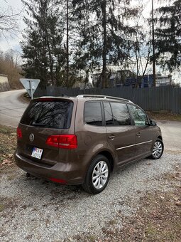 Volkswagen VW Touran 2.0 TDi 103kw CR Highline, Model 2014 - 5