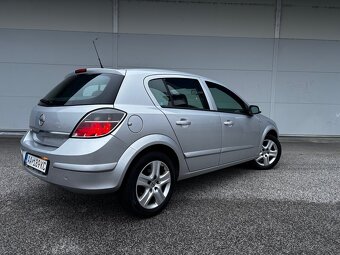 Opel Astra 1.6 85kw 2009‼️NOVÁ STK/EK‼️ - 5