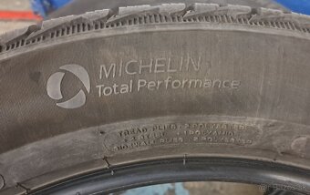 4x zimní pneu Michelin Pilot Alpin 5 SUV 285/45 R20 - 5