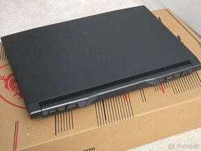 MSI KATANA GF66 12UG - 5