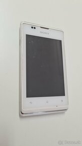 Sony xperia E - 5