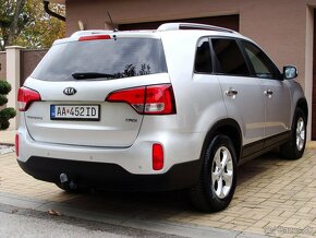 Kia Sorento 2,2 CRDI 4x4 FACELIFT Dream Team - 5