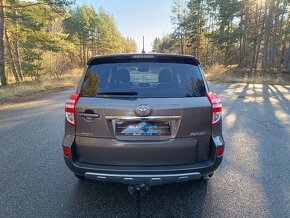 Toyota Rav 4 2,2D-4D 4x4 rok 2012,najeto:156.795 km, NovéCZ - 5