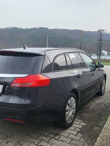 Opel insignia sports rourer SW 2,0 diesel - 5