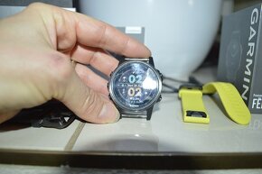 predam sportove hodinky GARMIN Fenix 5S - 5