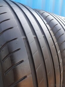 225/55R17 Letné pneu GoodYear RFT - 5