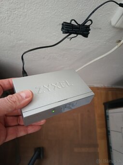 ZYXEL ES-105A v3, 5 port - 5