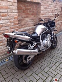 Yamaha FZS 1000 - 5