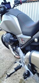 MOTO GUZZI V85 STRADA E5+ GRIGIO BRERA šedá DEMO - 5