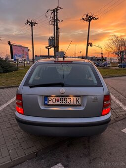 Skoda Fabia 1.4i - 5