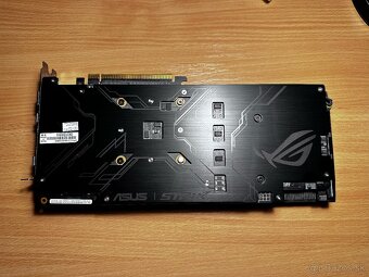 ASUS STRIX GAMING GTX1060 6 GB - 5