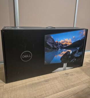 monitor DELL 27" UltraSharp U2722D - 5