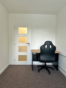 Predaj zrekonštruovaného 3-izbového bytu v Hlohovci - 5