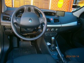 Renault Fluence - 5