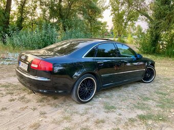 AUDI A8 4.2V8 - 5