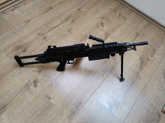 Kulomet M249 PARA - celokov A&K - 5