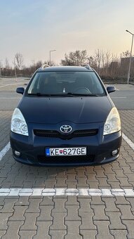 Toyota Corolla Verso - 5